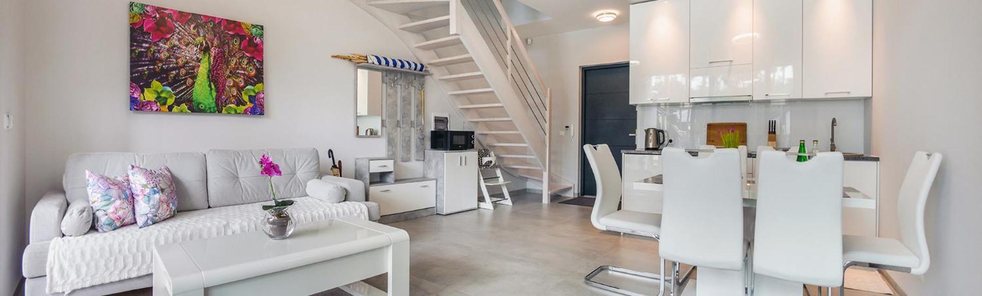 Prestige House Apartament - 2 Sypialnie Z Ogrodkiem I Basenem ポビエロボ エクステリア 写真