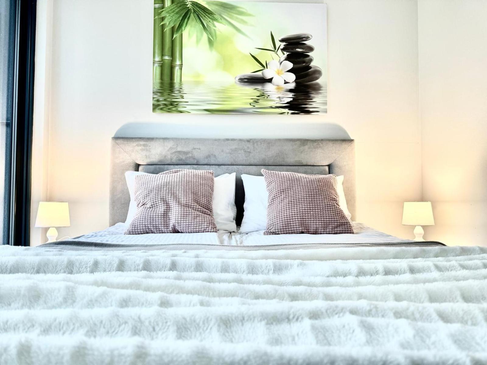 Prestige House Apartament - 2 Sypialnie Z Ogrodkiem I Basenem ポビエロボ エクステリア 写真