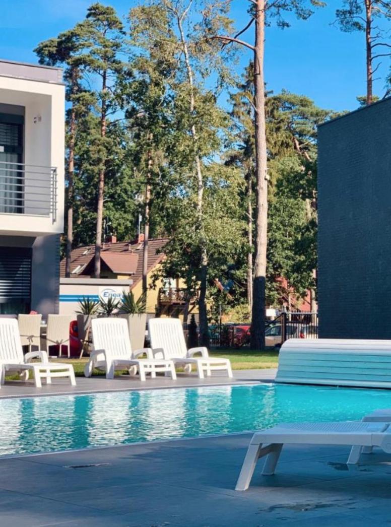 Prestige House Apartament - 2 Sypialnie Z Ogrodkiem I Basenem ポビエロボ エクステリア 写真