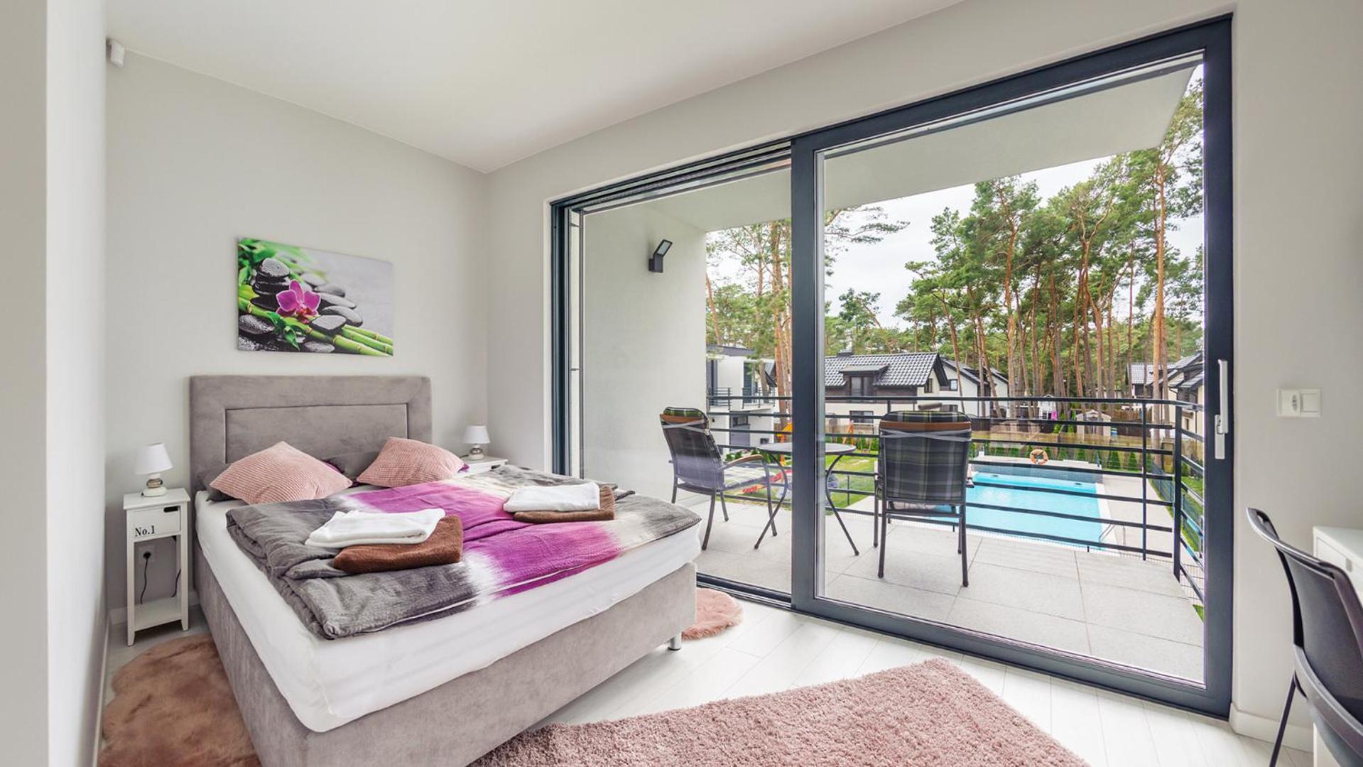 Prestige House Apartament - 2 Sypialnie Z Ogrodkiem I Basenem ポビエロボ エクステリア 写真
